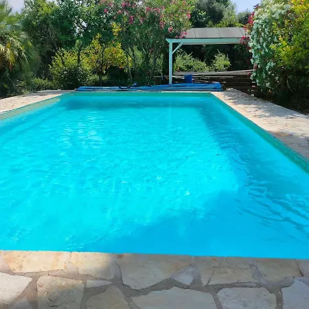 Wunderschone Mit Grossem Pool Und Meerblick *