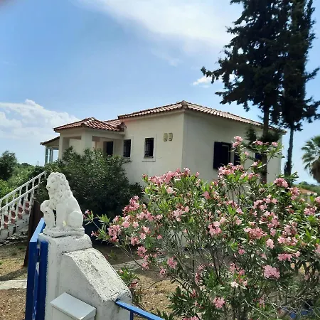 Wunderschone Mit Grossem Pool Und Meerblick Villa Kalo Nero