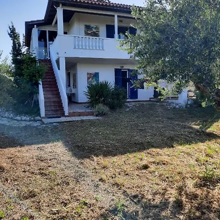 Wunderschone Mit Grossem Pool Und Meerblick Villa Kalo Nero