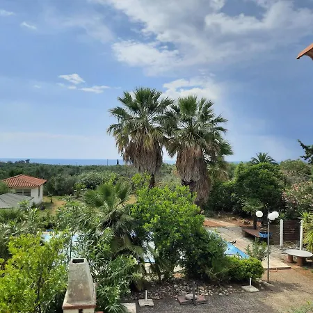 Wunderschone Mit Grossem Pool Und Meerblick Villa Kalo Nero