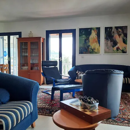 Wunderschone Mit Grossem Pool Und Meerblick Villa Kalo Nero